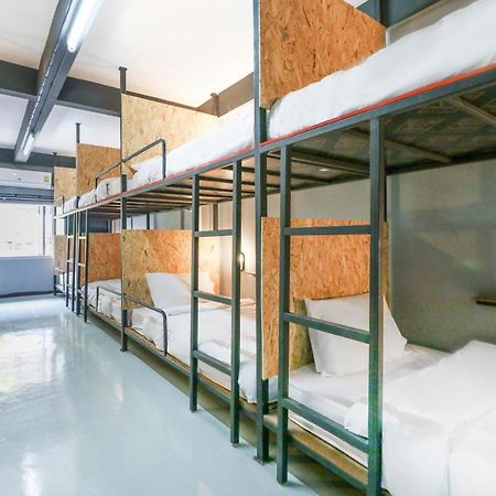 Oyo 823 Oliver'S Hostel (Adults Only) Ban Khlong Nang Li Екстериор снимка